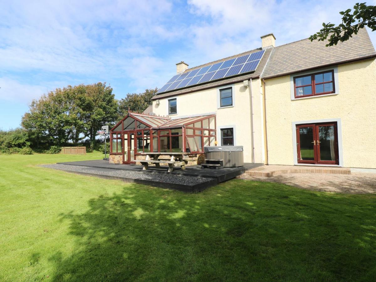 Villa Mountain Farm Haverfordwest Exterior foto